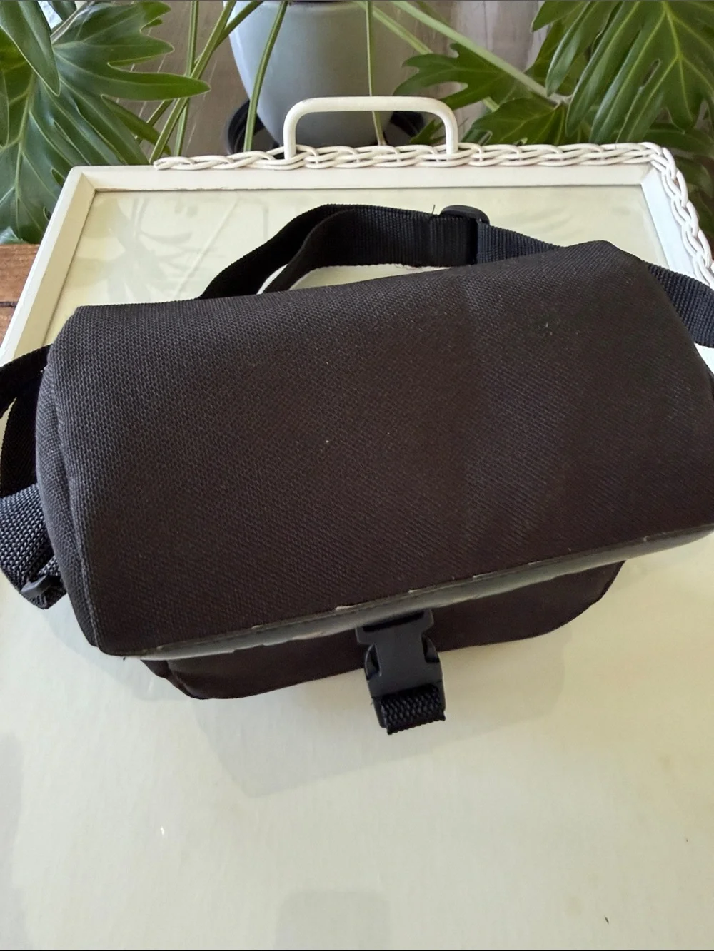 Kodak Vintage 1989 Black Camera Bag with Gold Logo